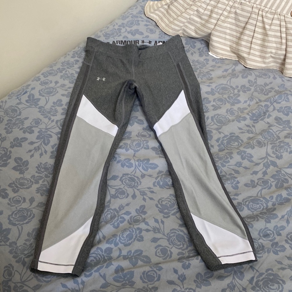 Women’s Under Armour Heat Gear Cropped Leggings